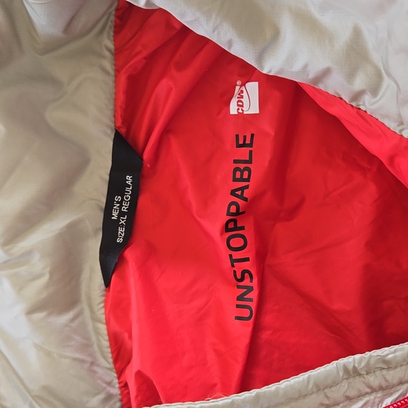 CDW Unstoppable Men's Vest - Picture 6 of 12